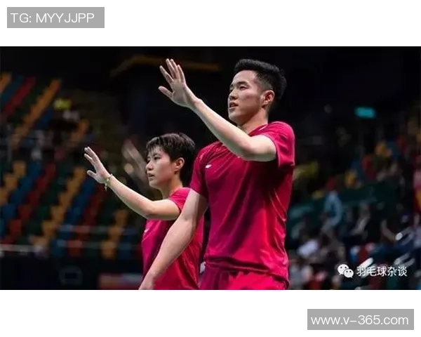 杨秀英独家分享足球心得与技巧解析助你提升球技与战术理解